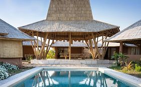 Maringi Sumba By The Sumba Hospitality Foundation