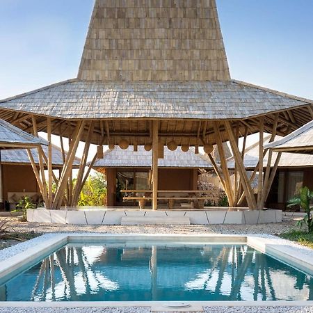 Maringi Sumba By The Sumba Hospitality Foundation Waikelo Exterior photo