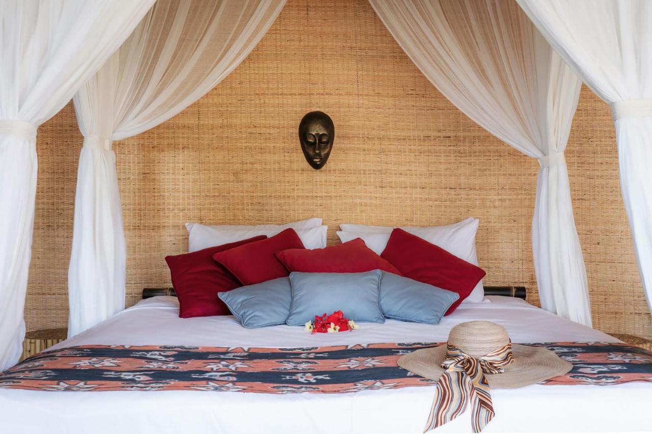 Maringi Sumba By The Sumba Hospitality Foundation Waikelo Exterior photo