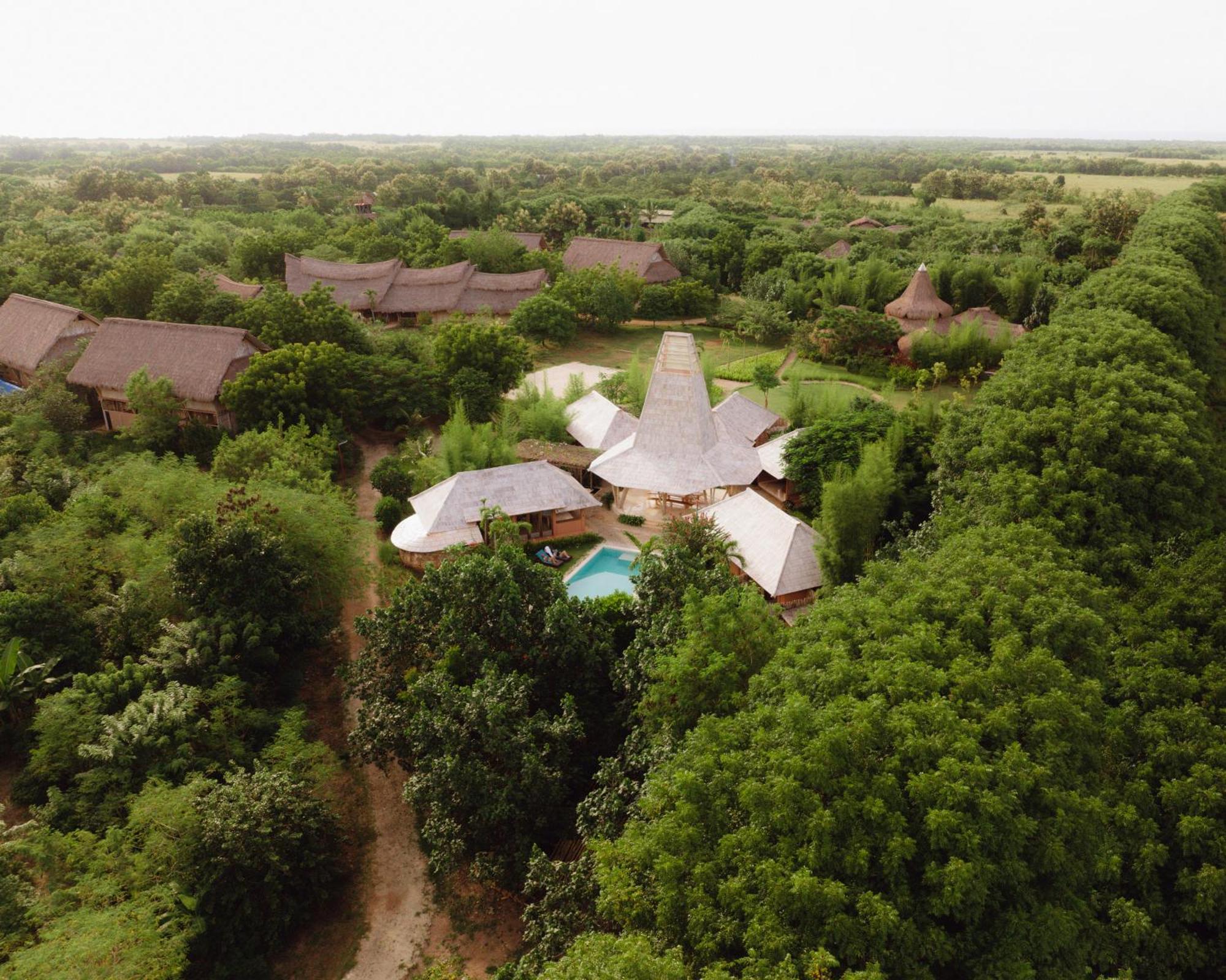 Maringi Sumba By The Sumba Hospitality Foundation Waikelo Exterior photo